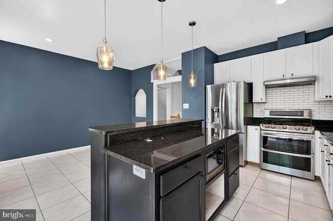 Building Photo - 967 Herons Run Ln
