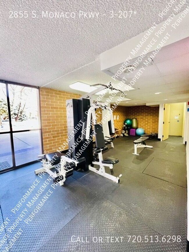 Building Photo - Plaza De Monaco Condo