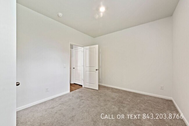 Building Photo - 342 Feldspar Ln