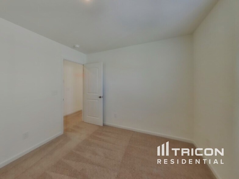 Building Photo - 5308 Carnegie Rd