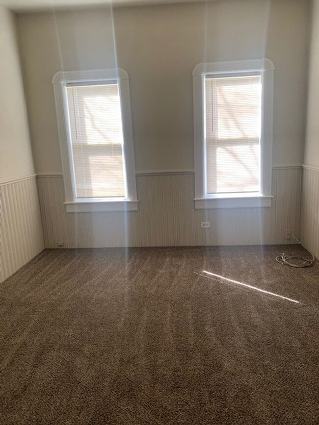 Building Photo - 2+Bedroom 2Bath Single Family Home