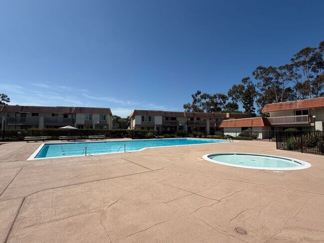 Building Photo - 3033 Via Sabinas
