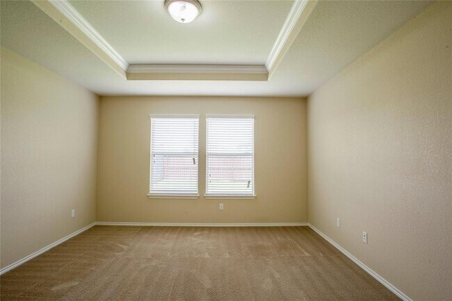Building Photo - 5716 Hopkins Dr
