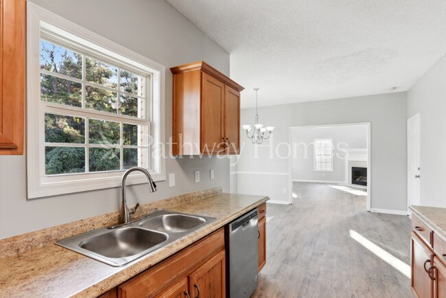 Building Photo - 7356 Ledgestone Ln