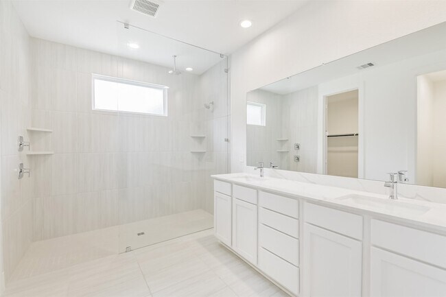 Building Photo - 218 Springfield Terrace Dr