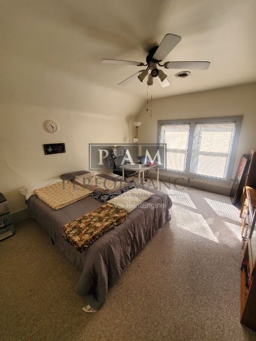 Building Photo - 2136 W Michigan St