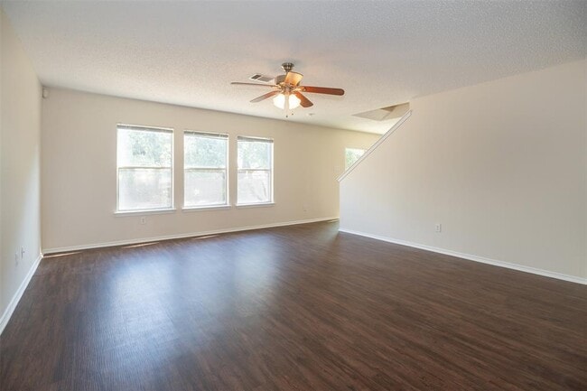 Building Photo - 2510 Stapleford Dr