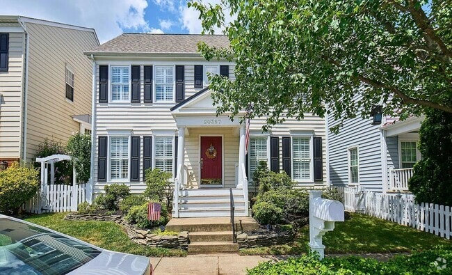 Building Photo - 20357 Hartwell St