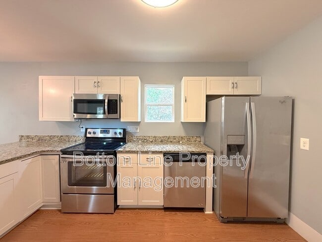 Building Photo - 1215 Milton Ave