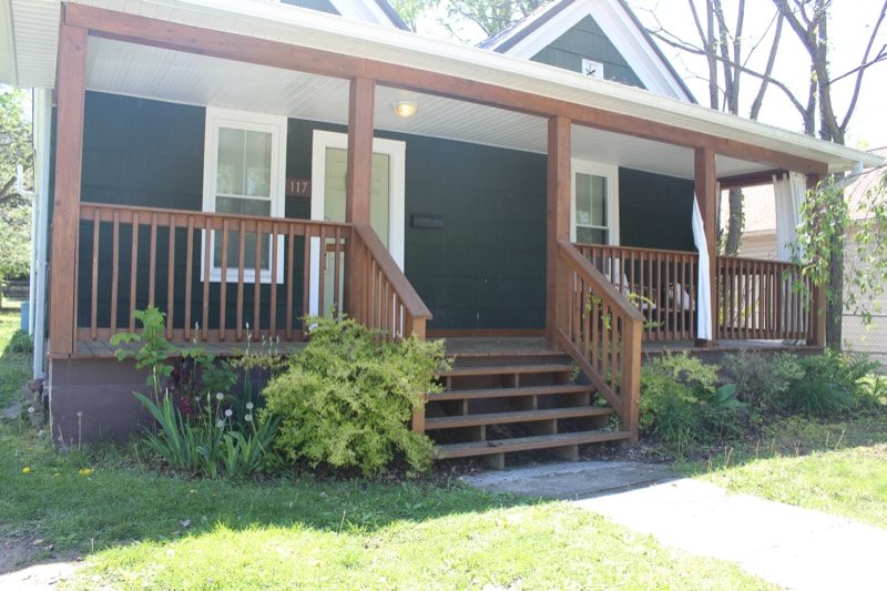 Building Photo - 117 W Poplar St