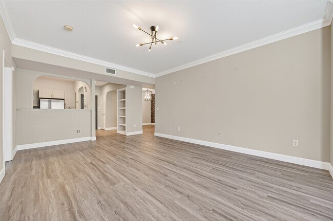 Building Photo - 2299 Lone Star Dr