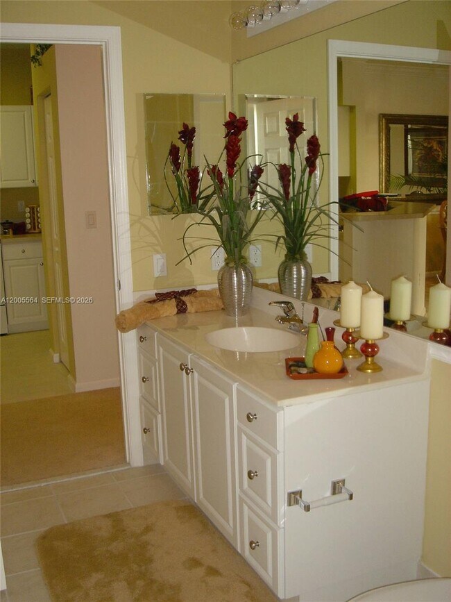 Building Photo - 4508 SW 160th Ave