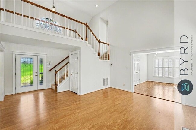 Building Photo - 14304 Cove Ridge Pl