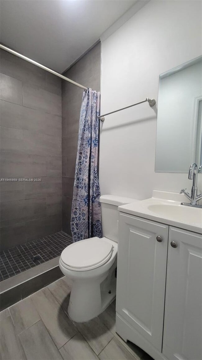 Building Photo - 10172 SW 159th Ave