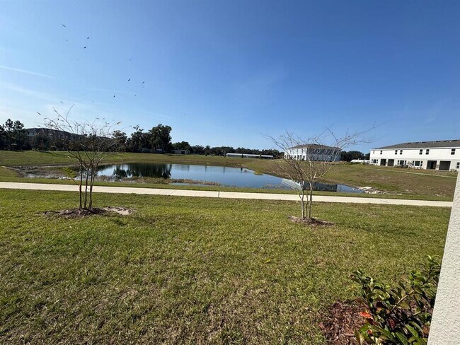 Building Photo - 362 Thompson Vlg Ave