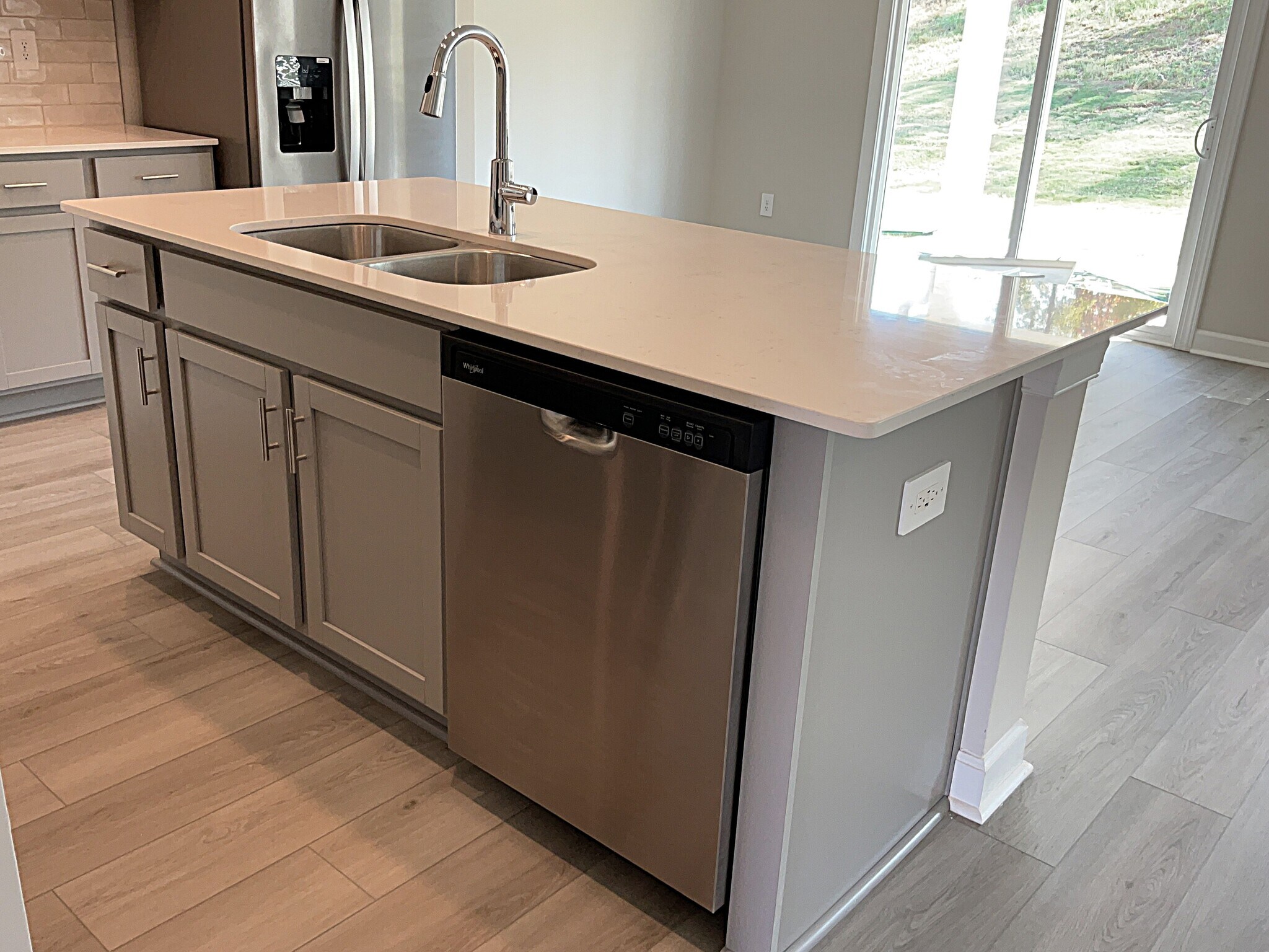 Building Photo - 210 Granby Trl