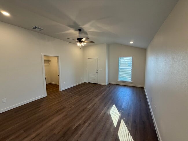 Building Photo - 3017 139th St