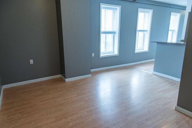 Building Photo - 1001 N 3rd St