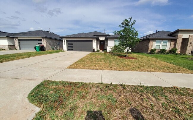 Building Photo - 3839 Sparkman Ln