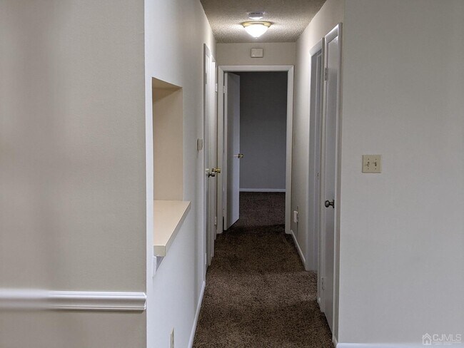 Building Photo - 5113 Ravens Crest Dr
