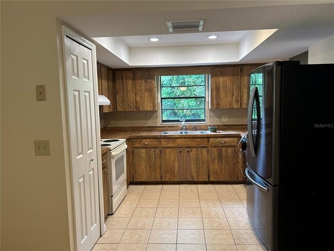 Building Photo - 1524 Southwind Ct