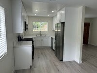 Building Photo - 5382 Delong St