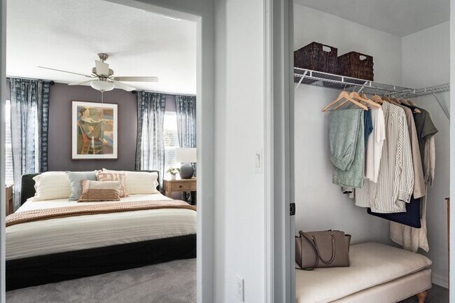 Building Photo - 2 MONTHS FREE!! Apply Now! 2BED 2.5BATH