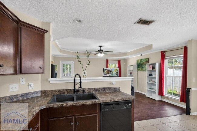 Building Photo - 31 Idus Ln