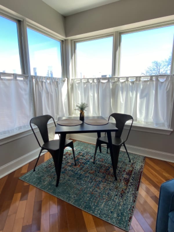 Building Photo - 4 W 17th St