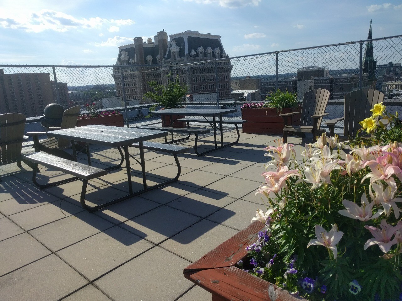 Building Photo - 1001 St Paul St