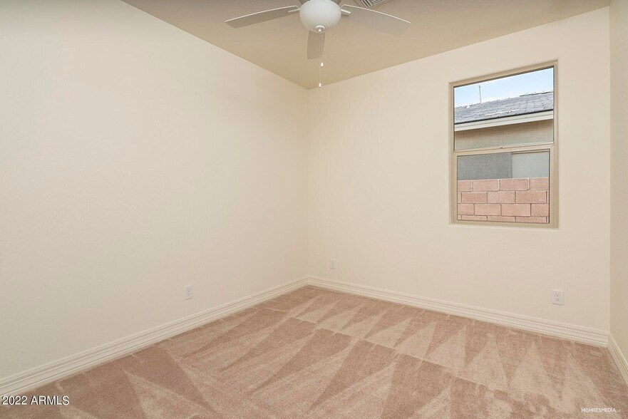 Building Photo - 16792 W Gwen St