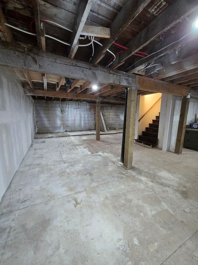 Building Photo - Aberdeen - 3 bedroom, 2 bath remodeled home for RENT!