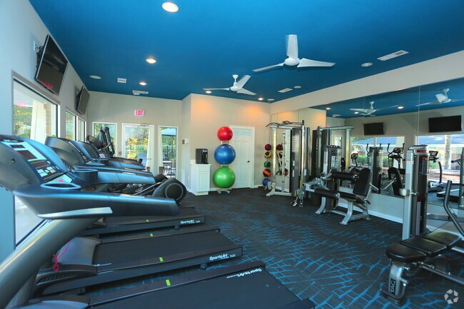 Interior Photo - Halston Riverside