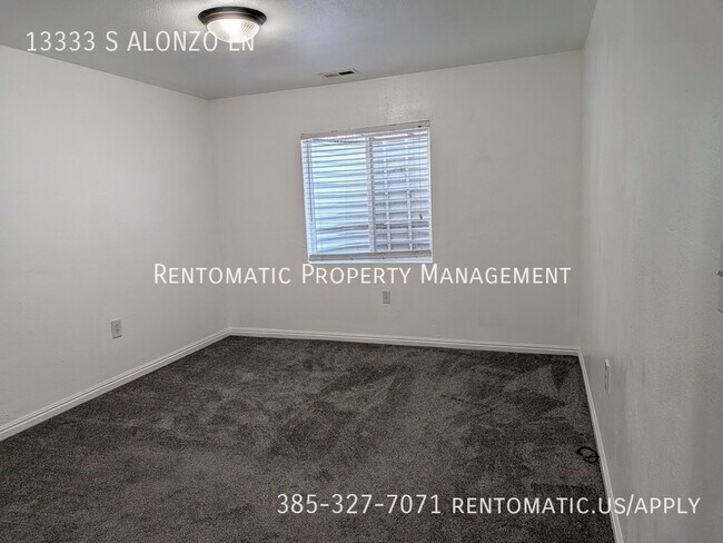 Building Photo - 13333 Alonzo Ln