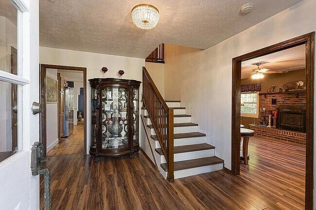 Building Photo - 1679 NC-175