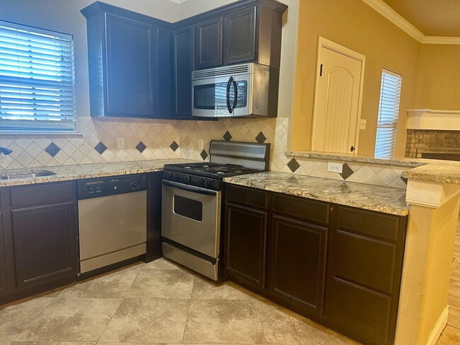 Building Photo - 4423 106th St