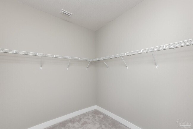 Building Photo - 240 Camellia Dr