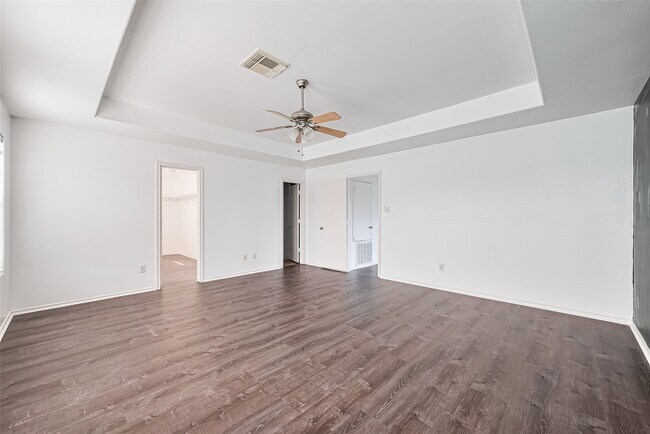 Building Photo - 508 Birch Cluster Ct