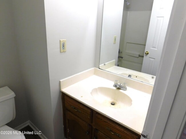 Building Photo - 5840 Waverly Dr