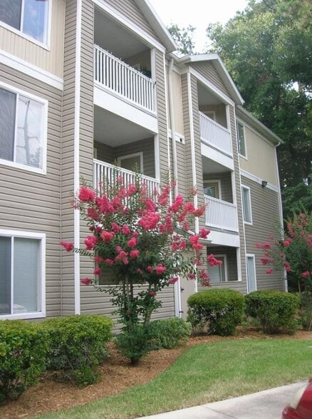 Each unit has a Balcony or patio - 4000 SW 23rd