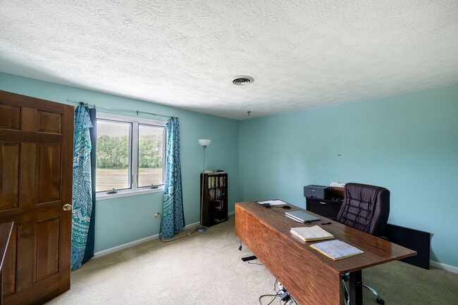 Building Photo - 12578 Royce Ct