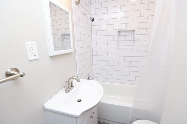 Building Photo - 1507 N 30th St