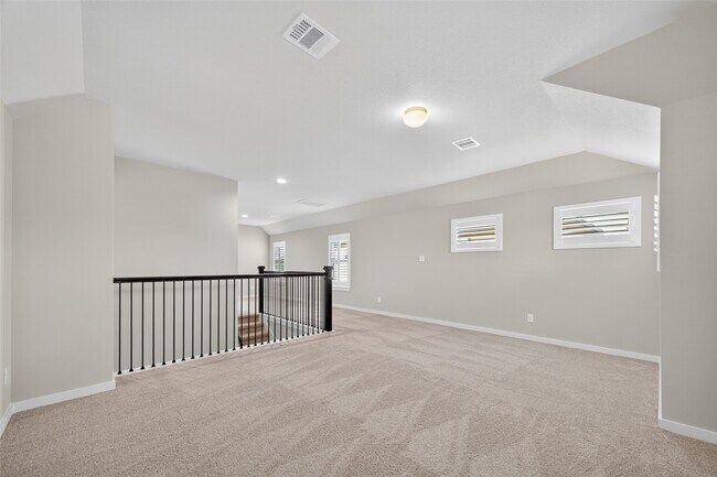 Building Photo - 910 Cold Snow Dr