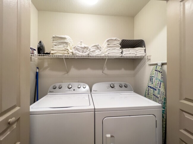Laundry - 240 North Ave NE