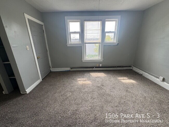 Building Photo - 1506 Park Ave