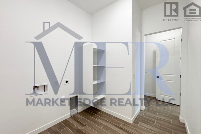 Building Photo - 3Bed/2Bath Home in North Scottsdale! Ready...