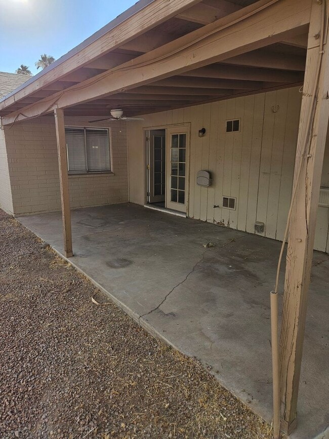 Building Photo - 3 BED 2 BATH TEMPE CORNER LOT