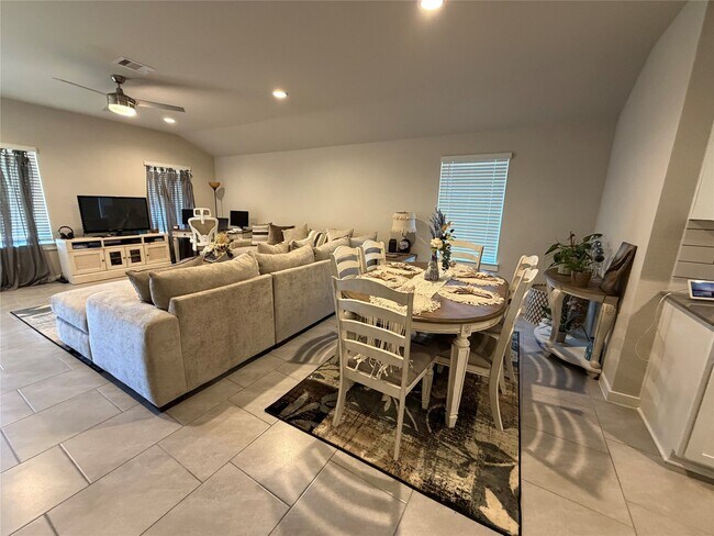 Building Photo - 29411 Travis Trace