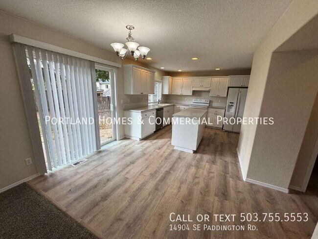Building Photo - 14904 SE Paddington Rd