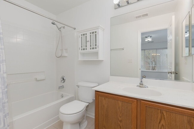 Building Photo - 758 Hanbury Dr